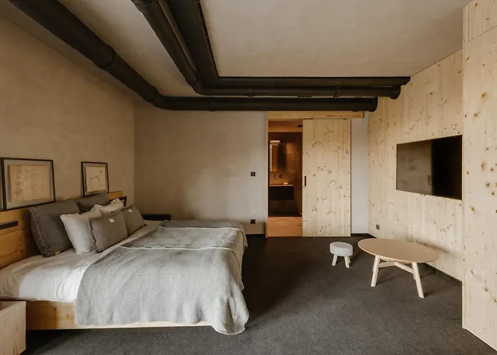 Wilcza For Rest カルパッチ